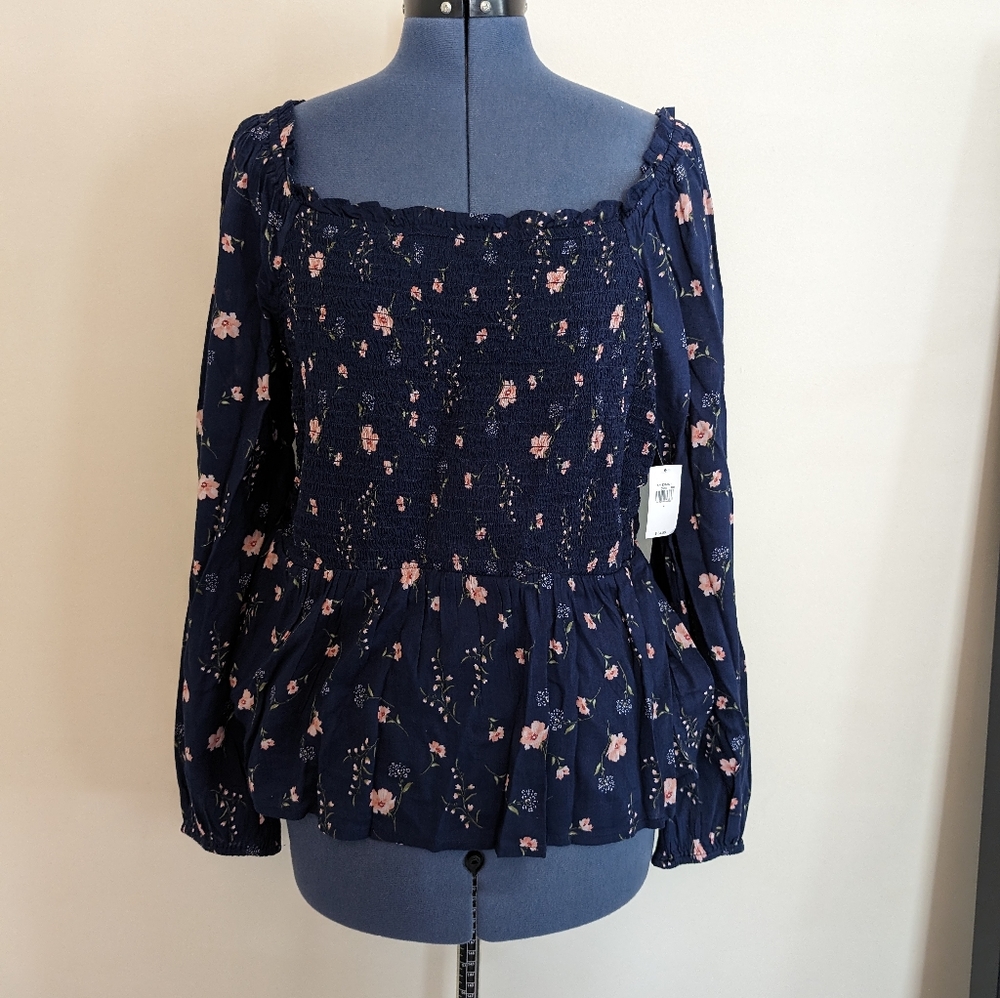 Old Navy floral tops size large